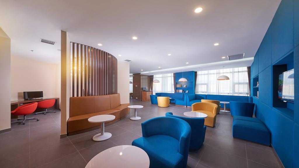 Holiday Inn Express Baoji City Centre By Ihg Bagian luar foto