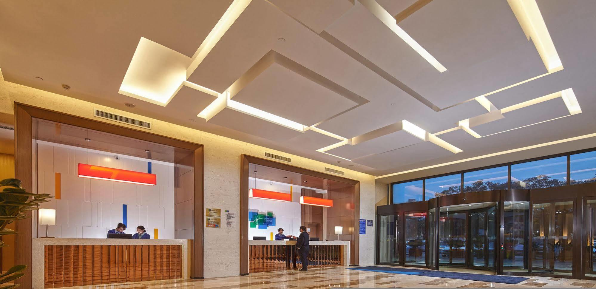 Holiday Inn Express Baoji City Centre By Ihg Bagian luar foto
