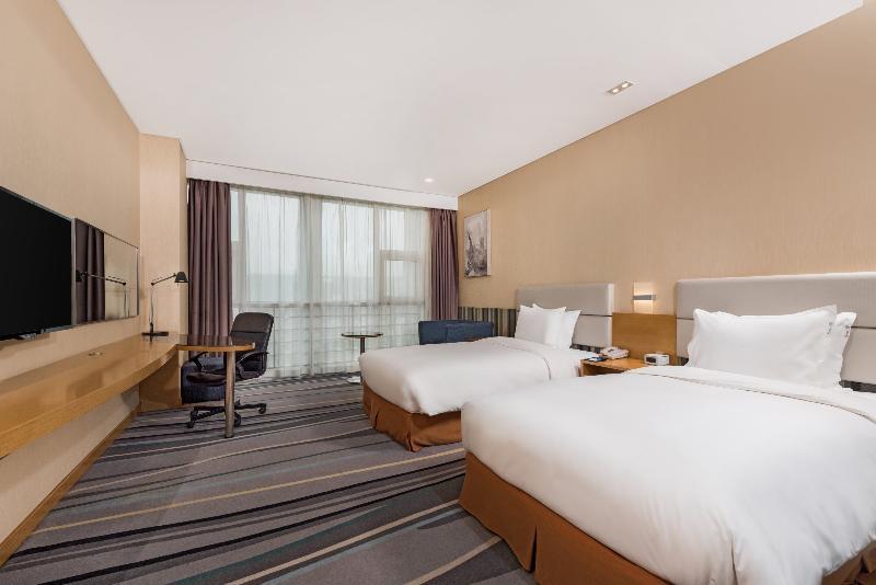 Holiday Inn Express Baoji City Centre By Ihg Bagian luar foto